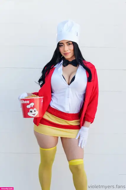 Violet Myers photo 10