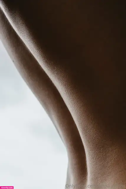 Anna Ralphs photo 76