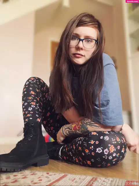 Alice CottonSox photo 714