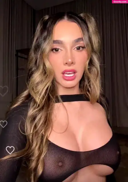 Lyna Perez photo 51