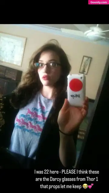 Kat Dennings photo 134