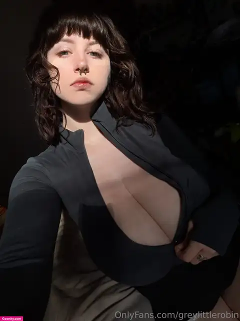 robin grey photo 90