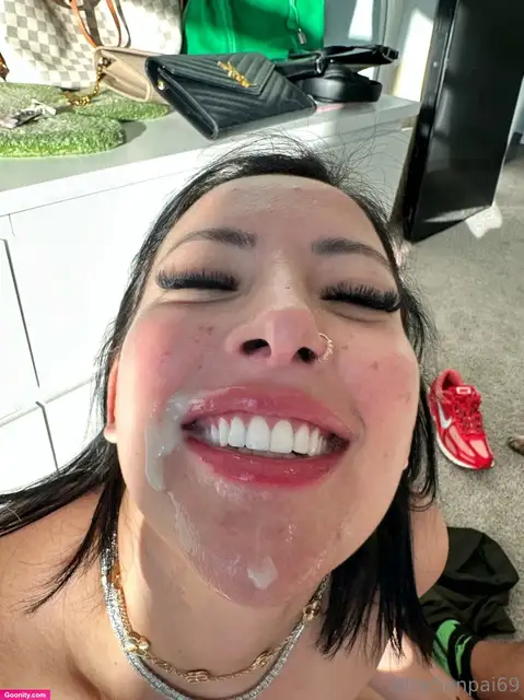 Woealexandra photo 100