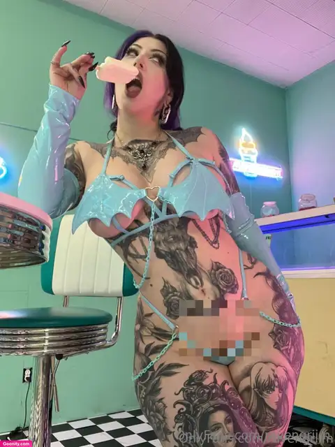 Violet Nothing photo 66