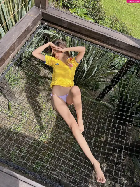 Angie Paola - Nude Leaked Photo 4