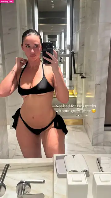 Yesjulz photo 299