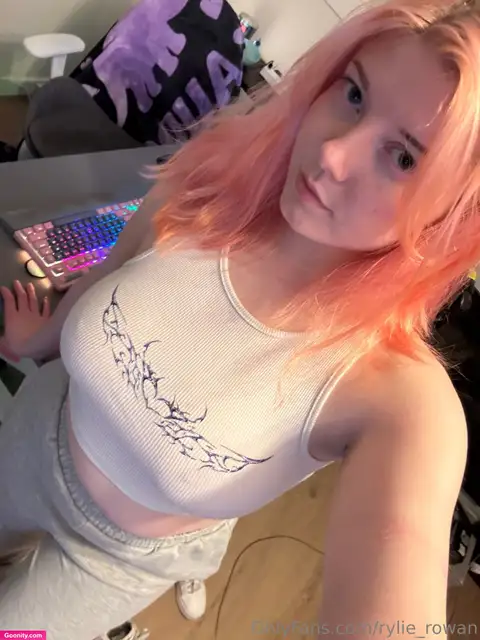 Rylie Rowan photo 2