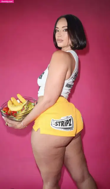 Yesjulz photo 286