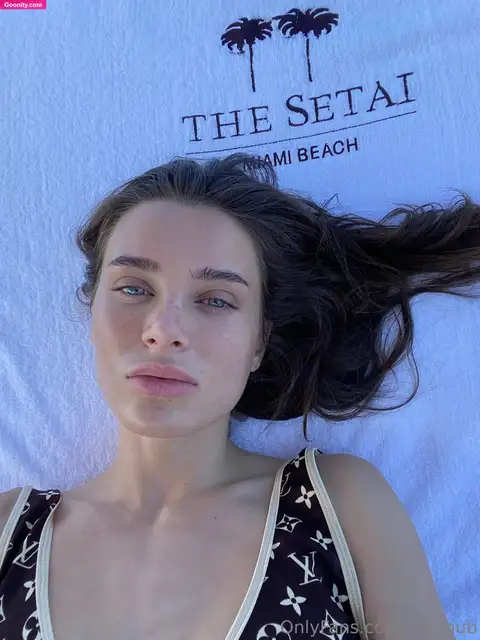 Lana Rhoades photo 35