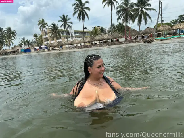 Queenofmilk photo 69