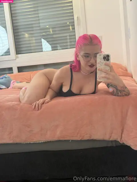 Emma Fiore photo 8