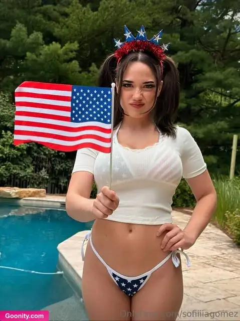sofia gomez - Photo Nue Fuitée 311