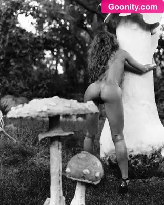 Sky Bri - Photo Nue Fuitée 164