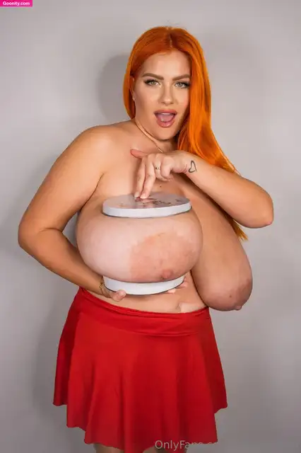 Nina Phoenix photo 118