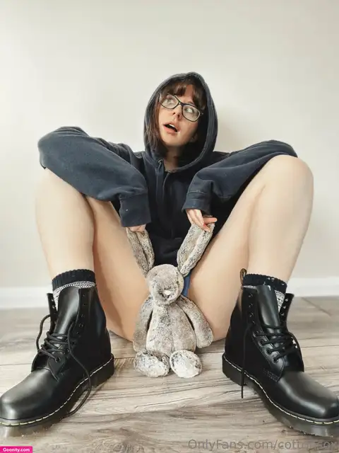 Alice CottonSox photo 267