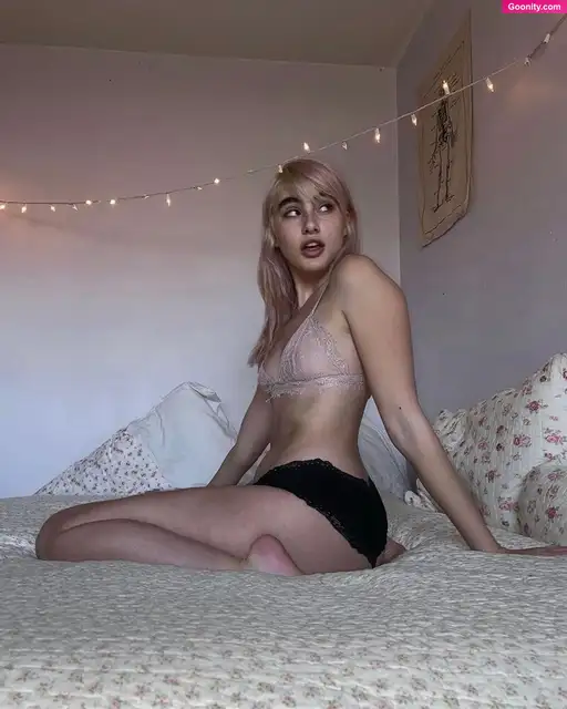 DELILAH RAIGE photo 158