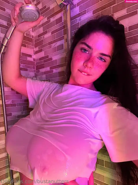 Sara Bustani 🍓 photo 147