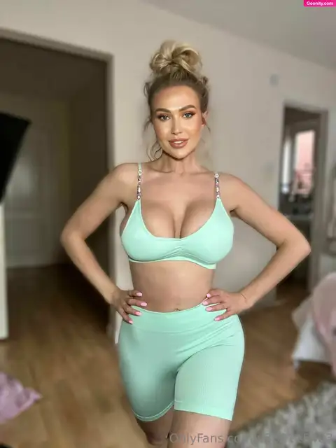 Sophie Reade VIP photo 121