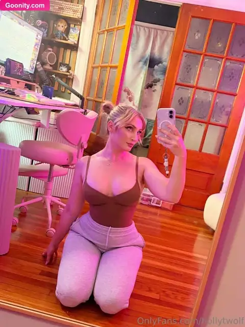 Holly Wolf photo 72