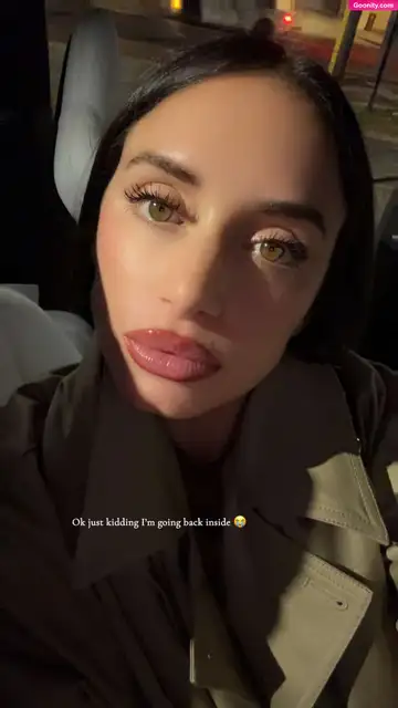 Yesjulz photo 192