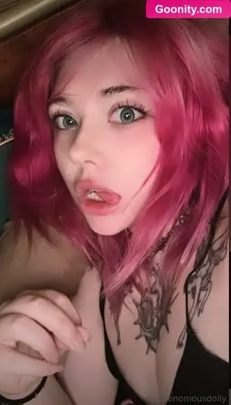 venomous dolly 🖤 photo 117