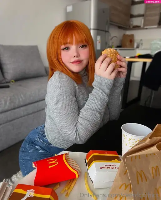 Go-thicc photo 95