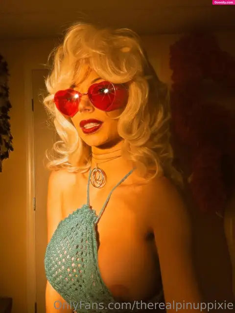 PinupPixie photo 180