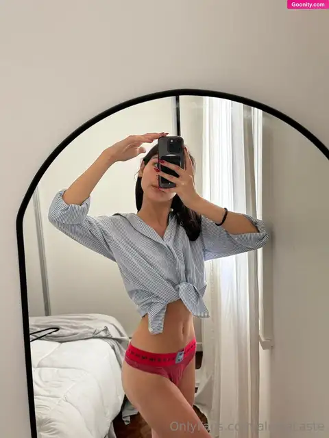 alexia caste photo 134