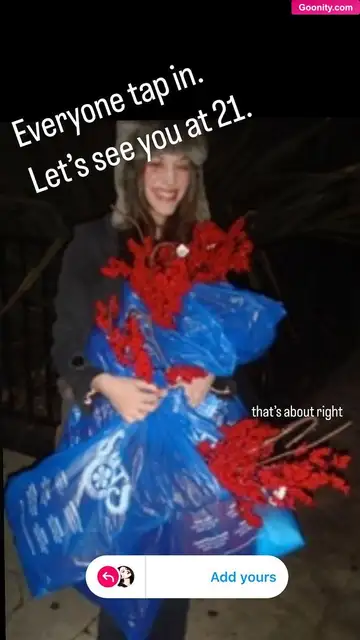 Kat Dennings photo 133