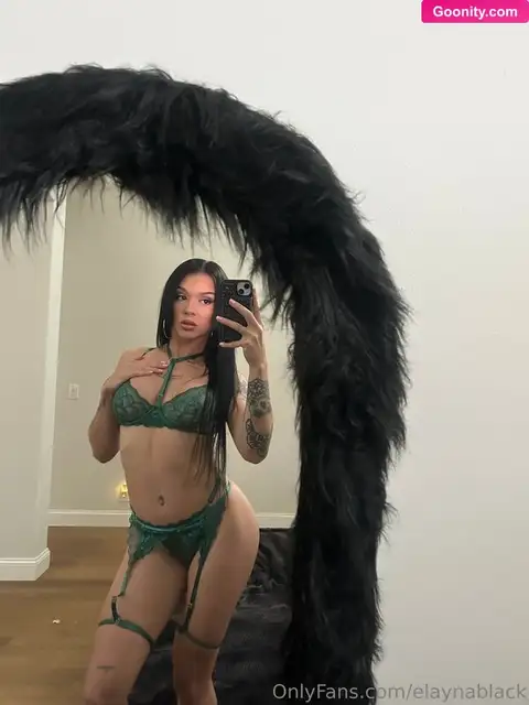 Elayna Black photo 117
