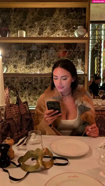 Yesjulz photo 77