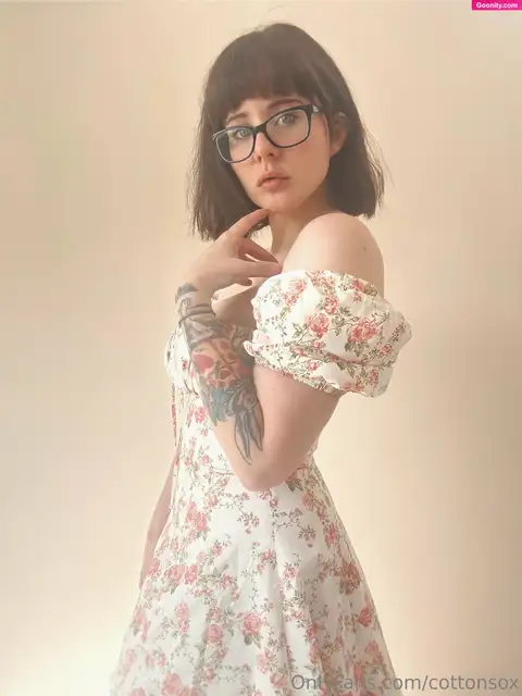 Alice CottonSox photo 239