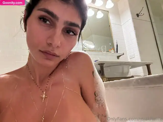 Mia Khalifa photo 158