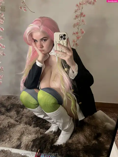 Sara Bustani 🍓 photo 212