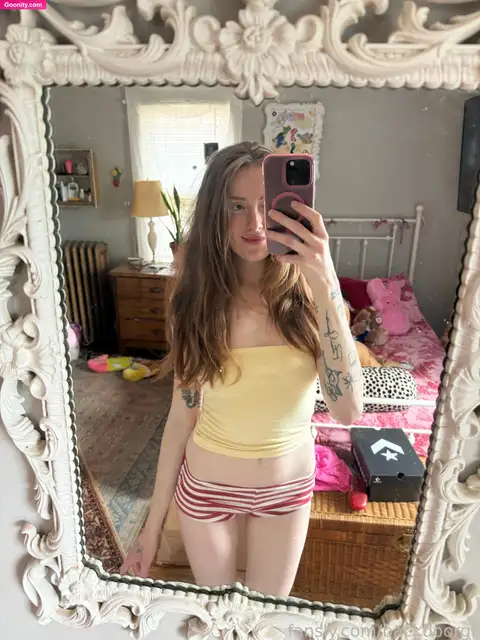 Lola Grant photo 77