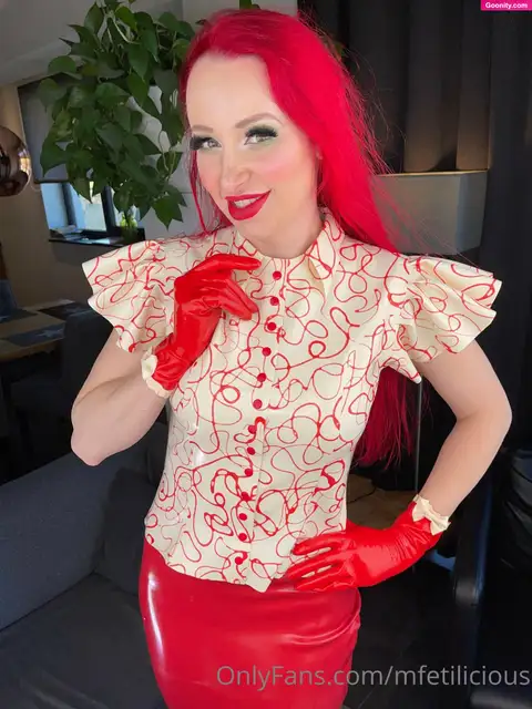 Miss Fetilicious photo 75