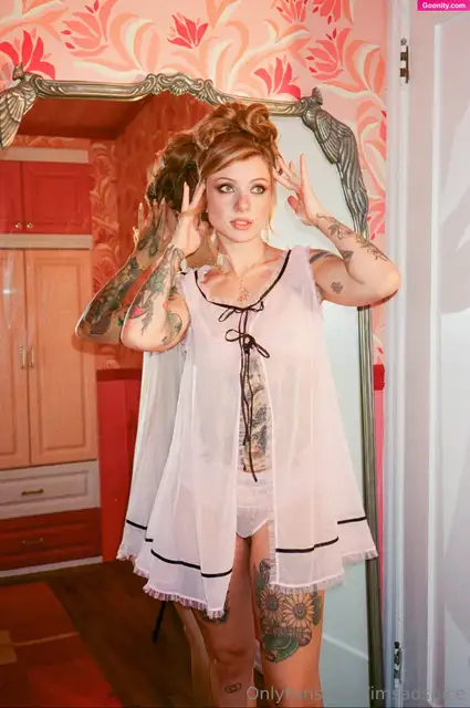 Liz♡ photo 84