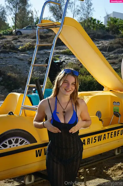 Carly🐻 photo 82