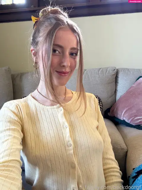 Lola Grant image 1