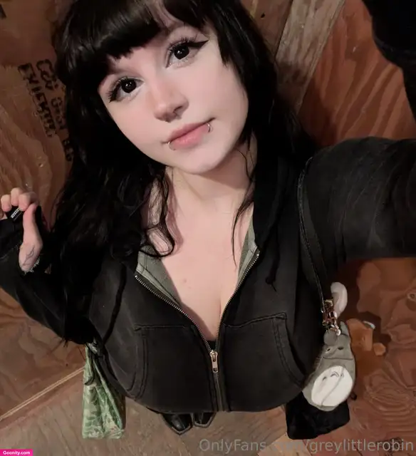robin grey photo 337