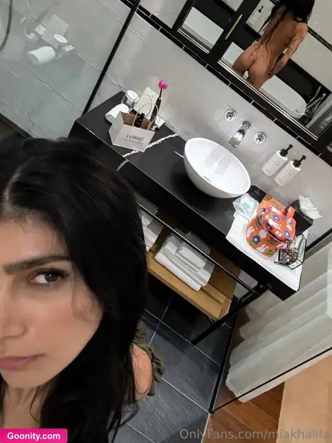 Mia Khalifa - ヌード流出写真 54