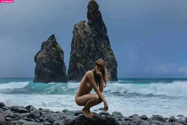 Anna Ralphs photo 32