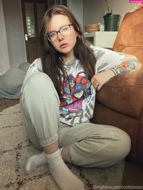 Alice CottonSox photo 692