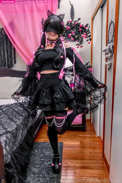 Blossom Bennett - Photo Nue Fuitée 4