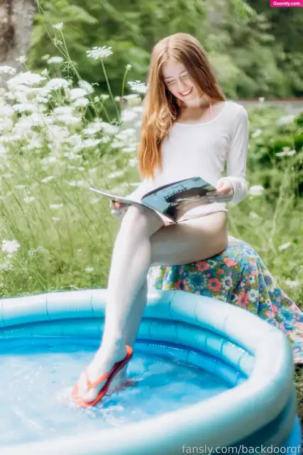 Lola Grant photo 11