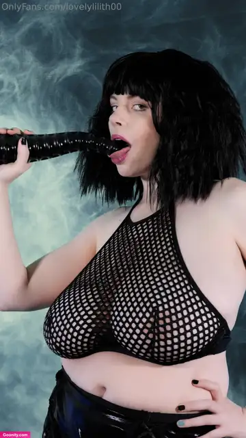 Lovely Lilith photo 110