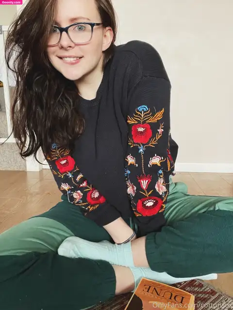 Alice CottonSox photo 601