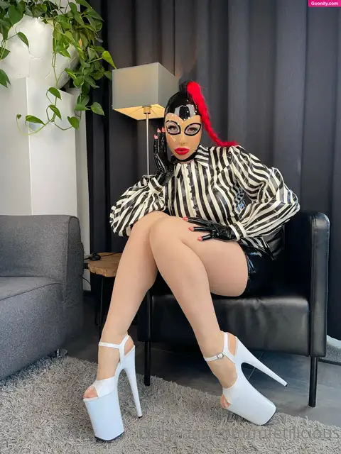 Miss Fetilicious photo 45