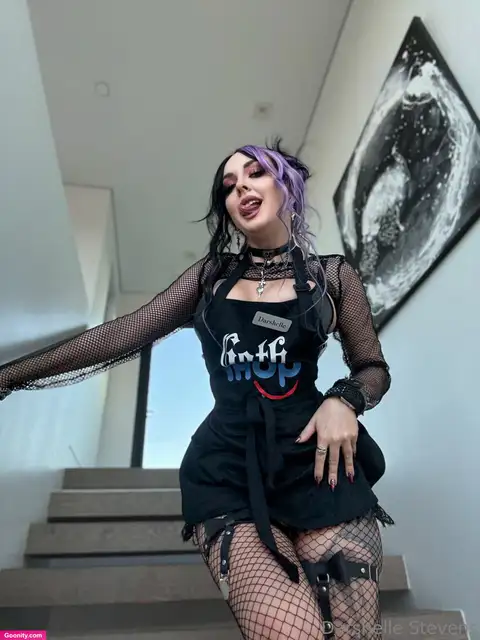 Darshelle Stevens photo 45