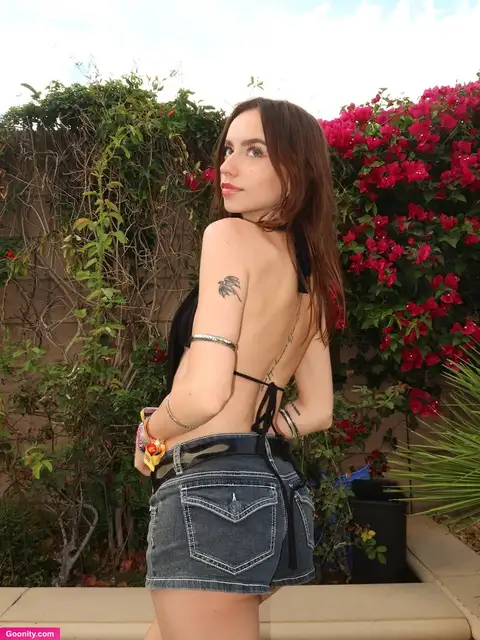 Katelyn Elizabeth photo 32